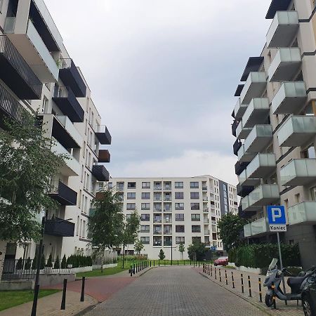 Home Apartament Metro Mlociny 97 Warszawa Exteriör bild