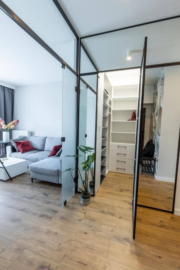 Home Apartament Metro Mlociny 97 Warszawa Exteriör bild