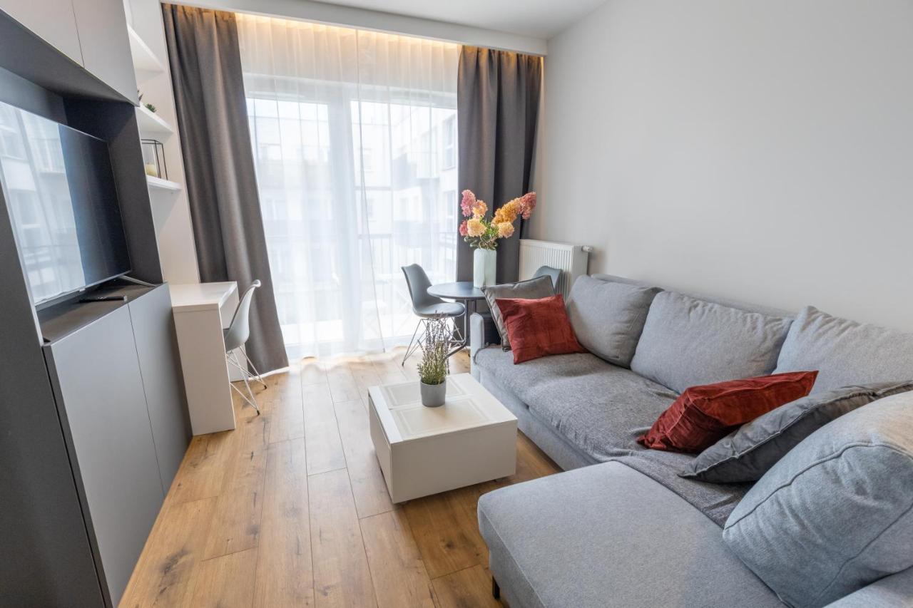 Home Apartament Metro Mlociny 97 Warszawa Exteriör bild